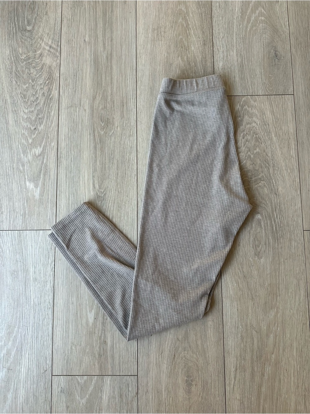 Alo Women’s Grey Ribbed Leggings